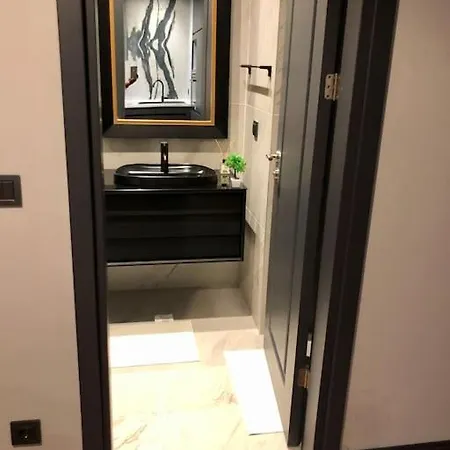 Luxury - Pool, Parking & Gym In Beyoglu Apartment *