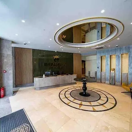 Apartment Luxury - Pool, Parking & Gym In Beyoglu *