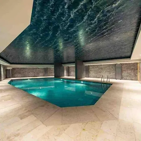 Luxury - Pool, Parking & Gym In Beyoglu * Istanbul